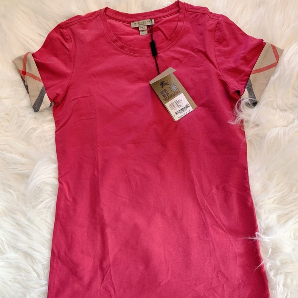 Burberry Britt hot pink t-shirt in size small